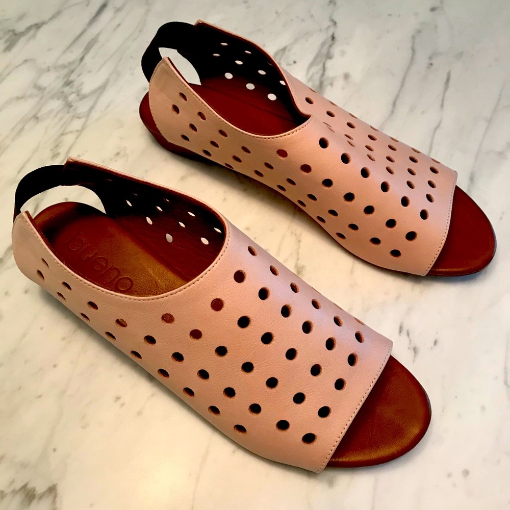 Bueno sandals